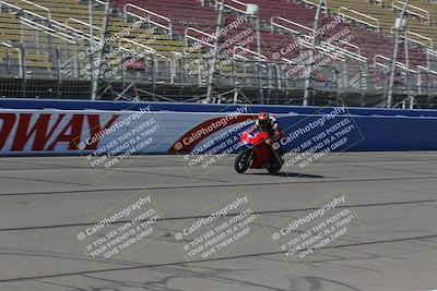 media/Aug-27-2022-Fastrack Riders (Sat) [[c588535105]]/Level 4/Session 1 Start Finish/